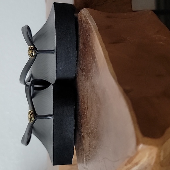 Tory Burch Black Wedge Platform Sandals Flip Flops Size 7 US - Picture 4 of 8